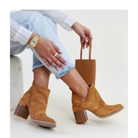 Botins marrons com bloco recortado, Brankka - Solea castanho 1