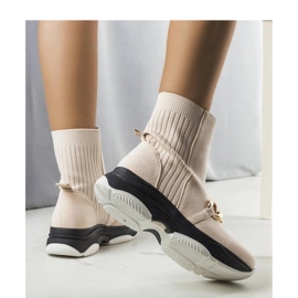 Botins com isolamento bege e corrente Ulster - Solea 2 Botins com isolamento bege e corrente Ulster - Solea 2