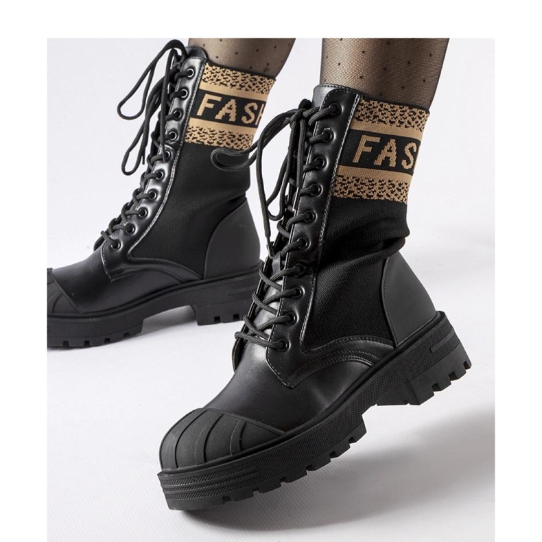 Botas meia pretas com inscrição Daria - Solea marrom preto 1