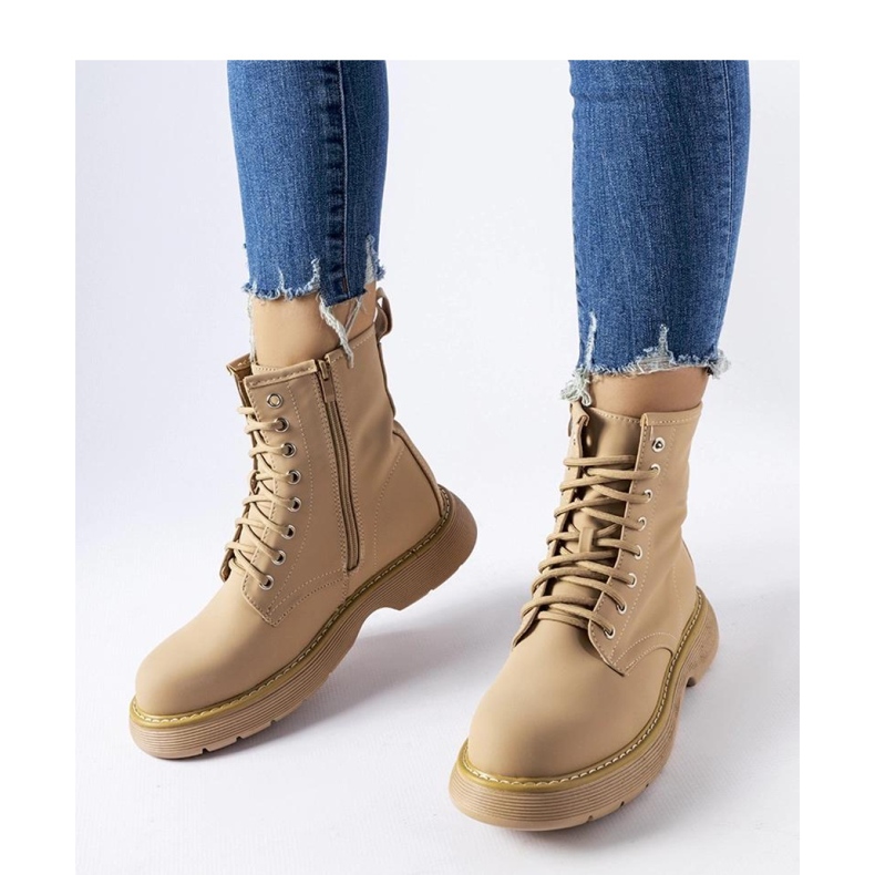 Botas clássicas bege escuro da Benvenuto - Solea 1