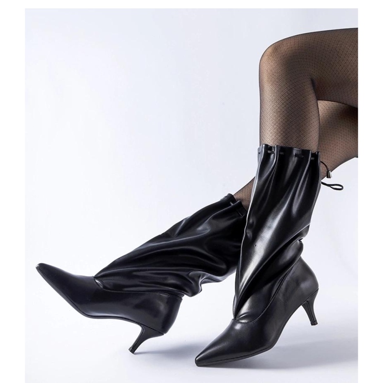 Botas pretas com salto baixo da Deserres - Solea preto 1