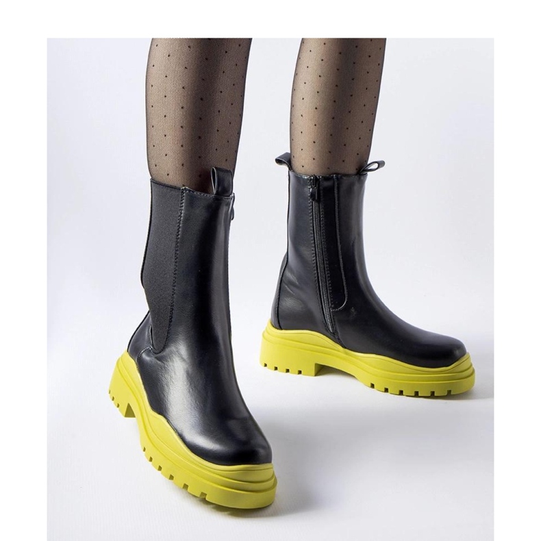 Botins pretos com sola colorida da Delebio - Solea 1 Botins pretos com sola colorida da Delebio - Solea 1