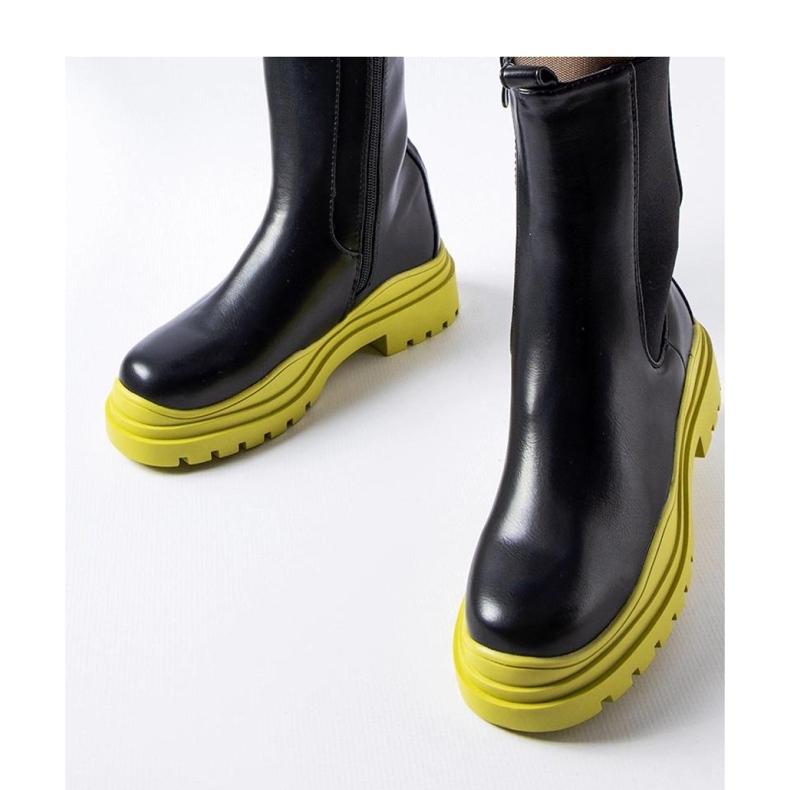 Botins pretos com sola colorida da Delebio - Solea 2 Botins pretos com sola colorida da Delebio - Solea 2