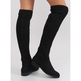 Botas pretas com cabedal de fios pretos 1