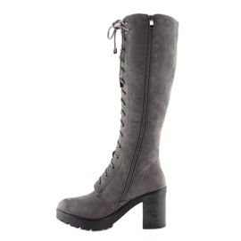 Botas cinzentas com atacadores e saltos largos cinza 2
