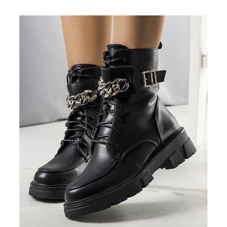 Botas de caminhada pretas com isolamento preto 1