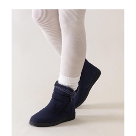 Botas de neve azul marinho decoradas com pele 1