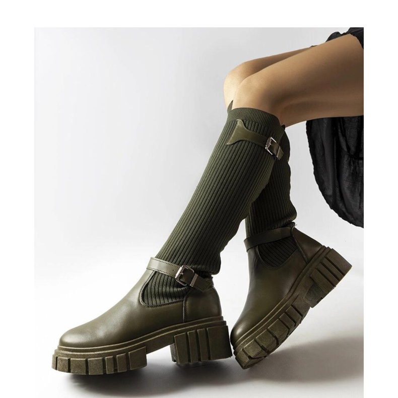 Botas verdes com cano flexível 1