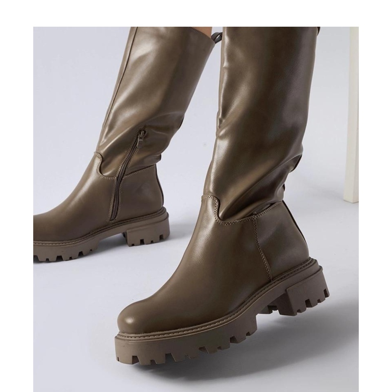 Botas rasas com isolamento marrom castanho 1
