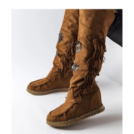 Botas de cunha marrom por Cascia - Solea castanho 1