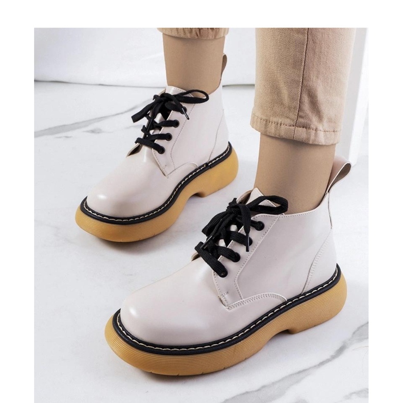 Botas bovver bege da Redelek - Solea 1