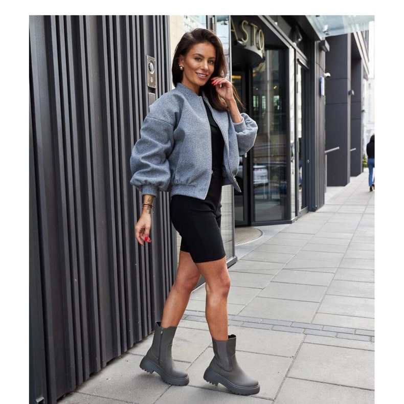 Botas de plataforma com isolamento verde 1 Botas de plataforma com isolamento verde 1