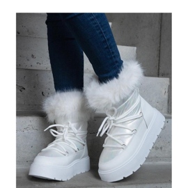 Botas de neve com isolamento branco e pele 1 Botas de neve com isolamento branco e pele 1