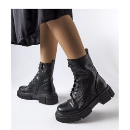 Botas pretas abertas preto 1
