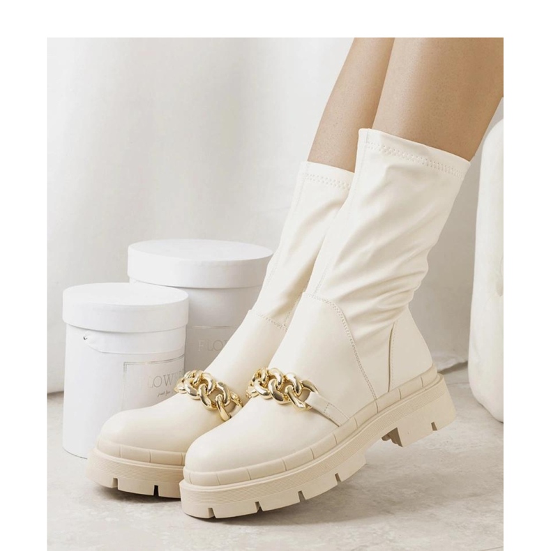 Botas bege com sola alta 1