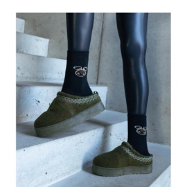 Botas de neve com plataforma e padrão bordado verde 1 Botas de neve com plataforma e padrão bordado verde 1