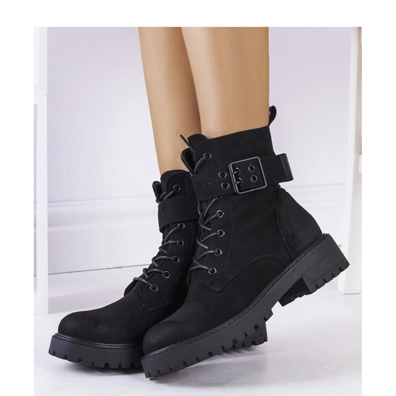Botins com atacadores femininos pretos 1 Botins com atacadores femininos pretos 1