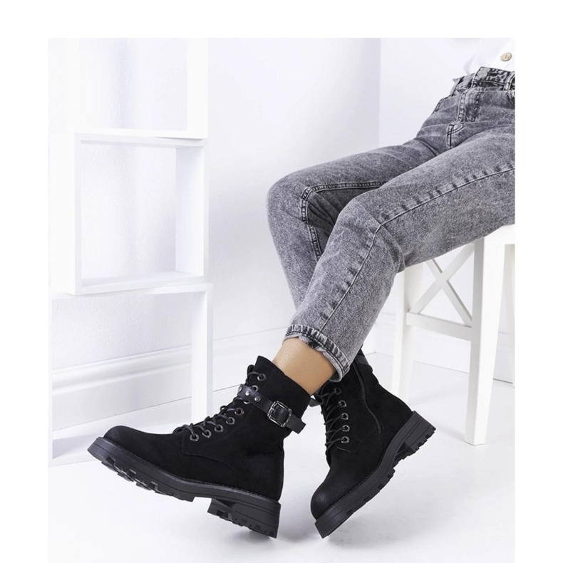 Botins com atacadores femininos pretos 1 Botins com atacadores femininos pretos 1