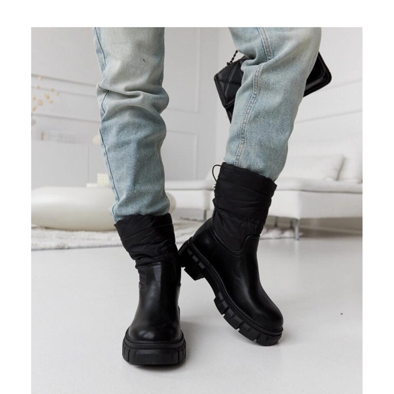 Botas de neve acolchoadas com isolamento preto 2