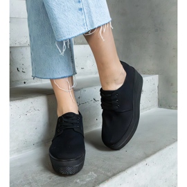 Sapatos pretos com plataforma Lunde 1