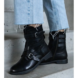 Botas rasas com isolamento preto 2