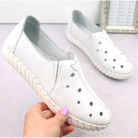 Artiker W HBH66A sapatos brancos de couro perfurado 2