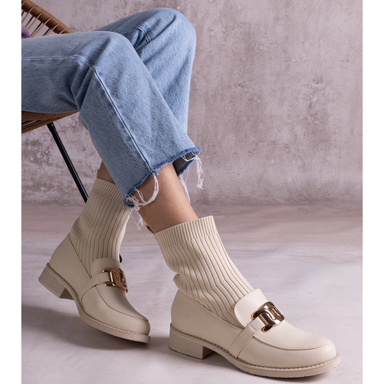 Botins bege com parte superior em tecido 2