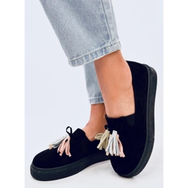 Mocassins pretos com borla 2 Mocassins pretos com borla 2