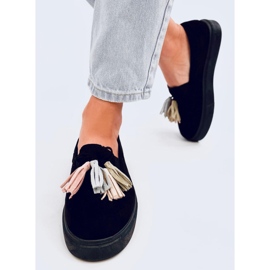Mocassins pretos com borla 1