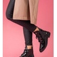 Botas femininas com cadarço com salto plano preto 1
