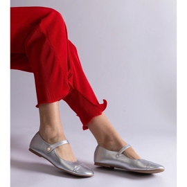 Sapatilhas prateadas com fecho de velcro prata 1
