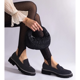 Mocassins pretos de pele de camurça com um ornamento 1 Mocassins pretos de pele de camurça com um ornamento 1