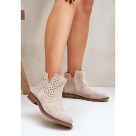 Botas lisadas com um bege de luz de bota aberta 2