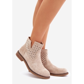 Botas lisadas com um bege de luz de bota aberta 1
