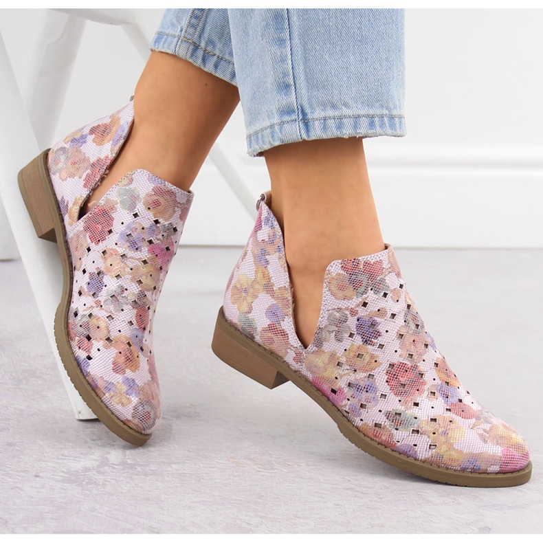 Botas abertas femininas inseridas em flores brancas M. Daszyński SA62-102 branco 1