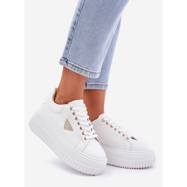 Tênis elegantes em uma enorme plataforma branca branco 1
