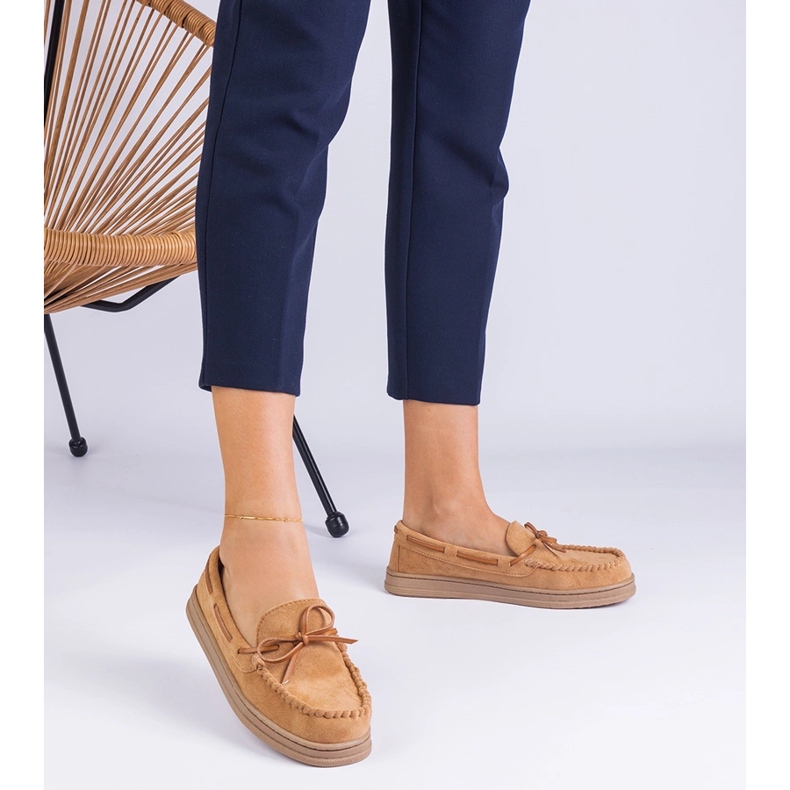 Mocas de Mulheres Brown de Ekozamsz com um arco marrom 1