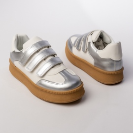 Tênis esportivos femininos e brancos de prata 1