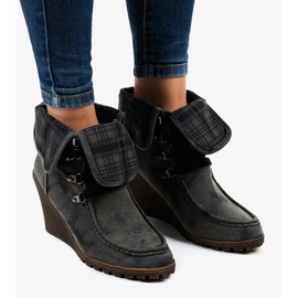 Sandálias femininas confortáveis ​​de couro com decoração elegante bege 2