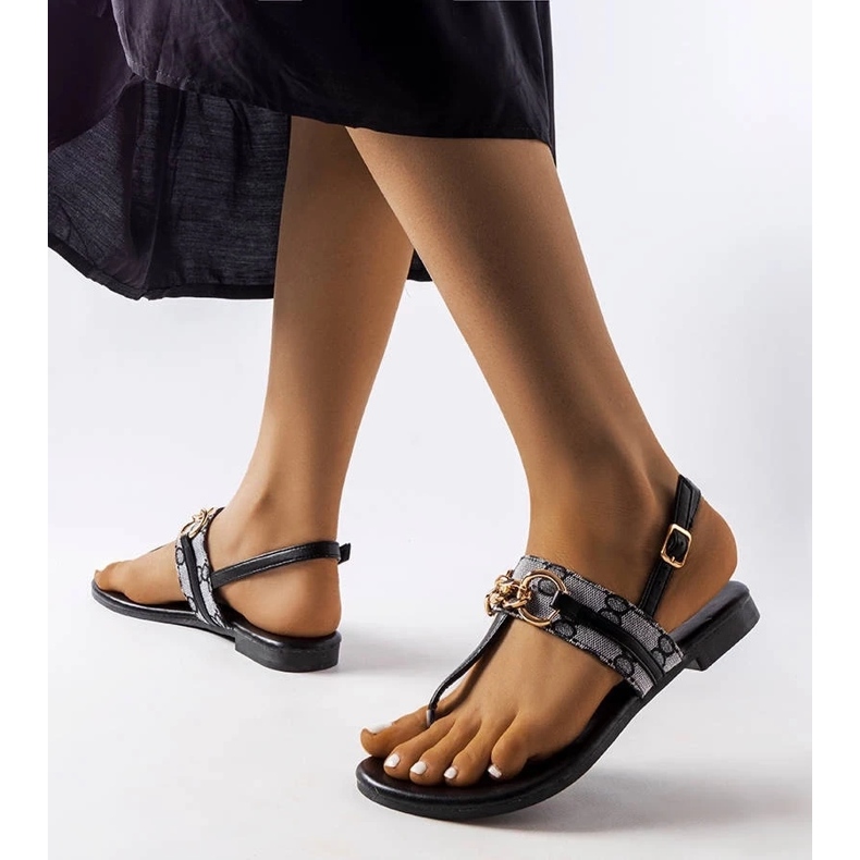 Botins femininos bege com salto alto 2 Botins femininos bege com salto alto 2