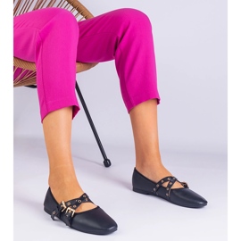 Ballerinas pretas feitas de eco -Leather decorado com fivelas preto 1