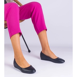 Ballerinas negras em uma cunha escondida de eco -jeaather preto 1