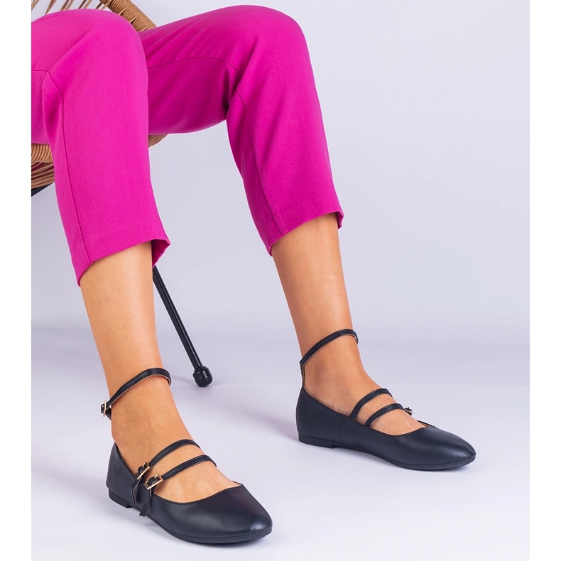 Ballerinas pretas feitas de eco -Leather com fivelas preto 1