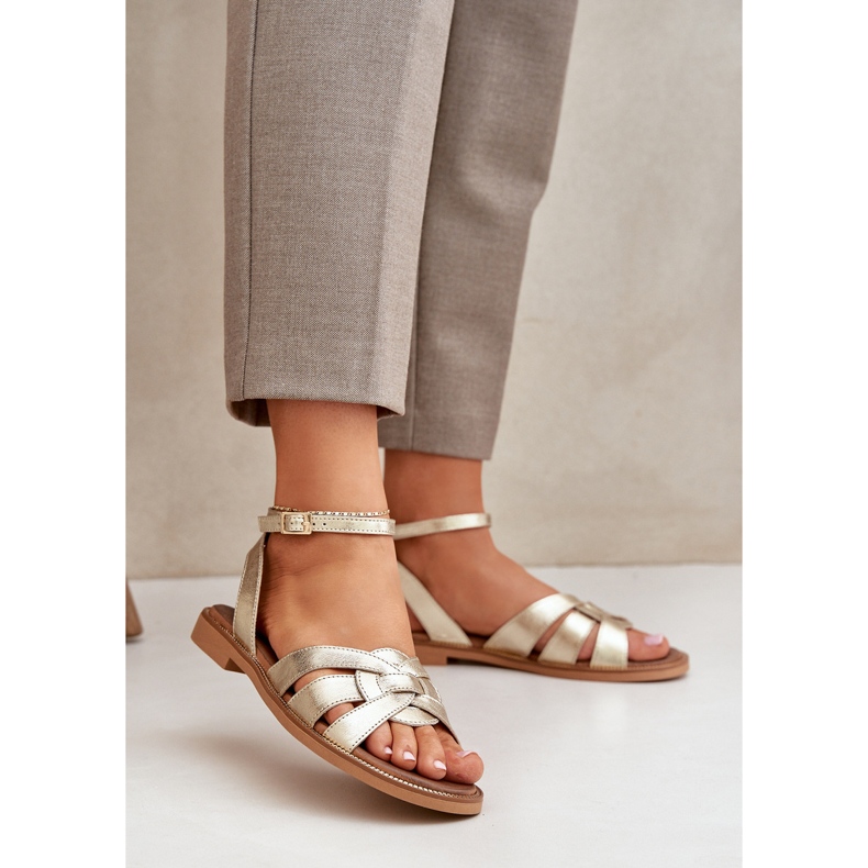 Sandálias de couro feminino com saltos planos Zazoo 3688 Zlotys dourado 2