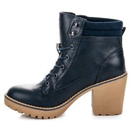 Mckeylor Trabalhadores no posto azul 1