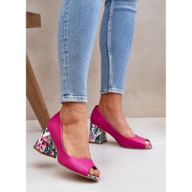 Lewski Shoes Bombas de couro com um calcanhar decorativo Sapatos Lewski 2608/K Fuchsja rosa 2