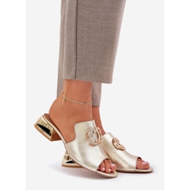 Elegante Couro Feminino Low -Heels Laura Messi 2874 Zlotys dourado 1