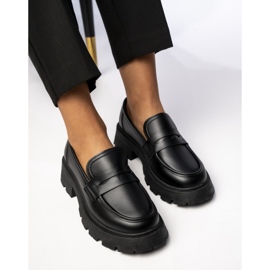 Mulheres via Giulia Nero preto 2