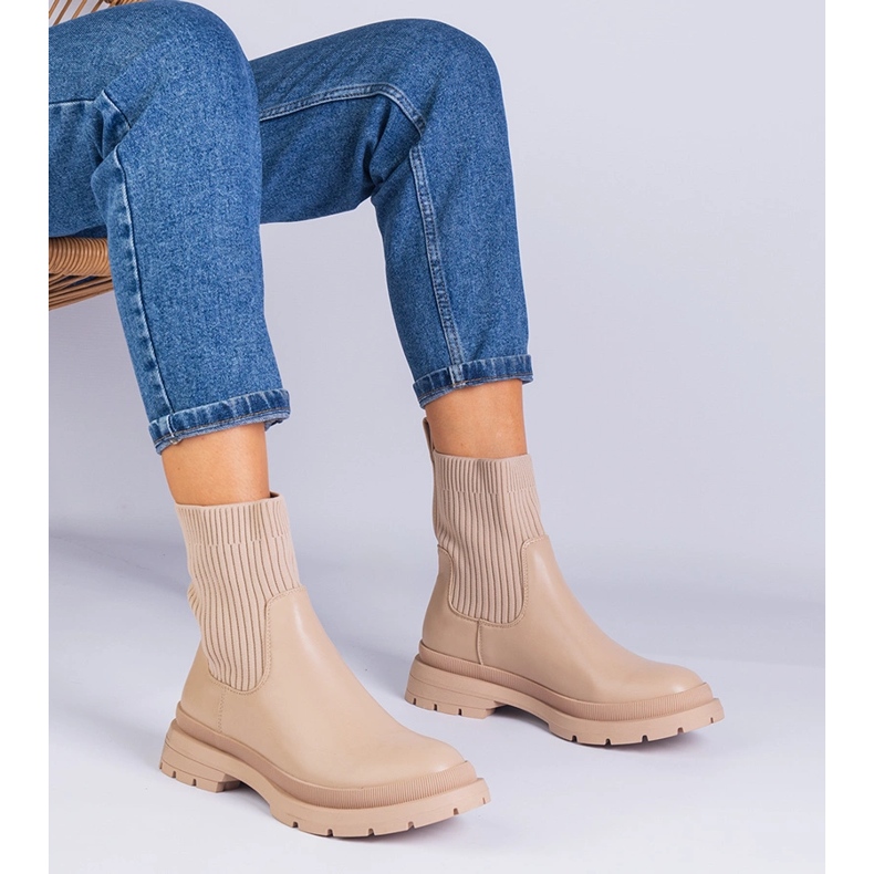 Botas marrons com uma parte superior bege material marrom 1