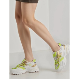 Tênis brancos de ventora feminina 1